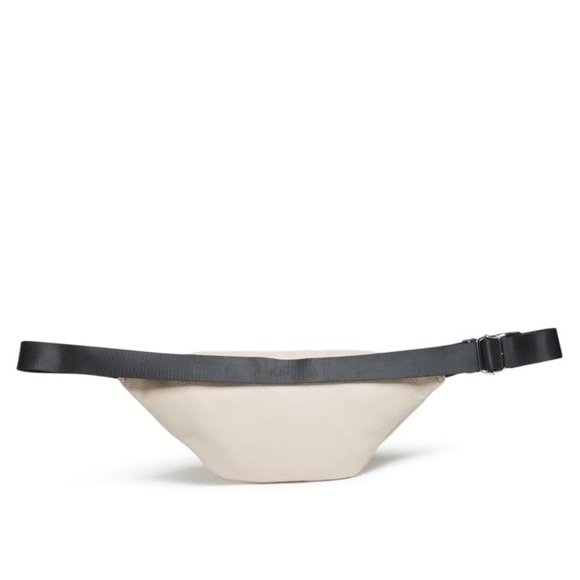 New GUESS Ezra Logo Fanny Pack - Picture 3 of 8